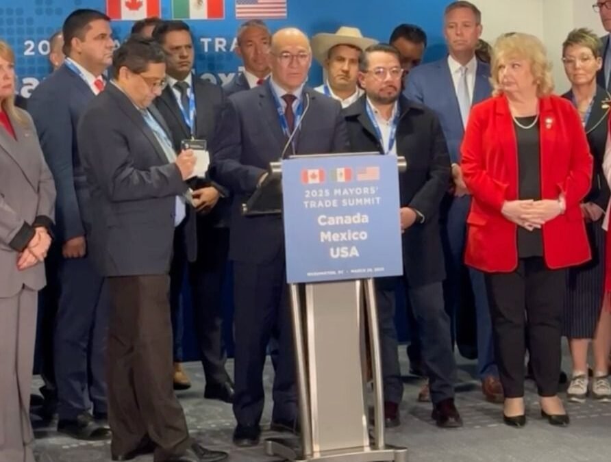 Enrique Galindo representa a México en Cumbre internacional de Alcaldes con Estados Unidos y Canadá