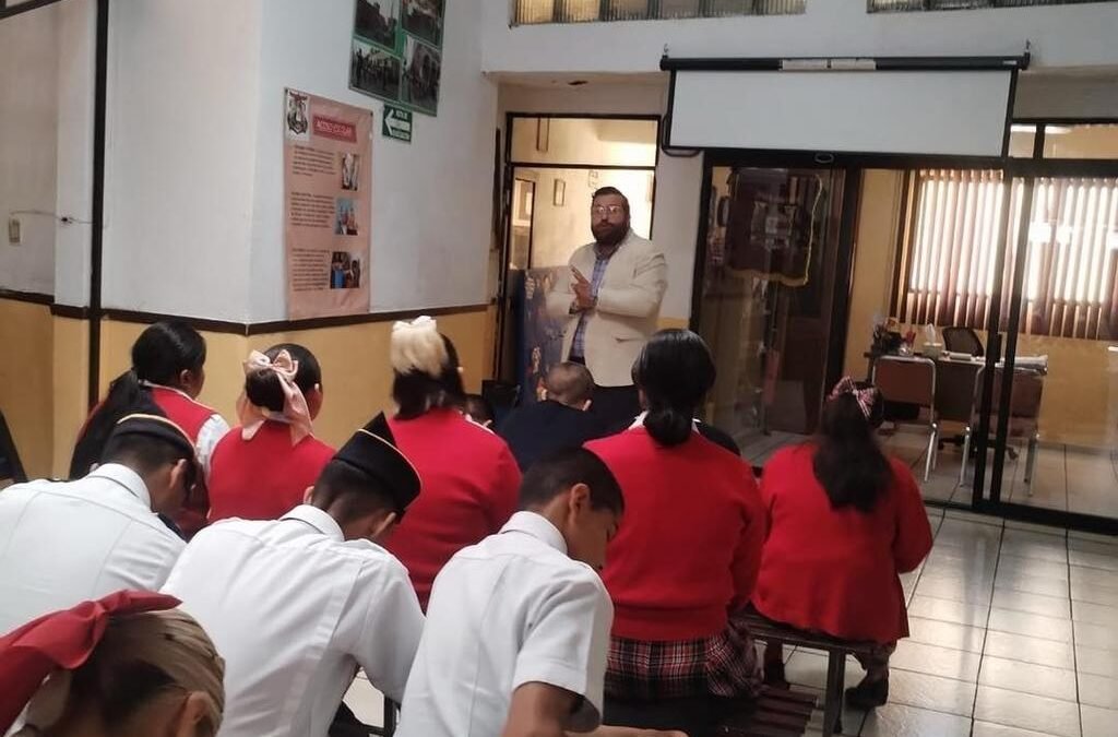 Sensibilización y concientización ambiental del Ayuntamiento de SLP llega a más estudiantes