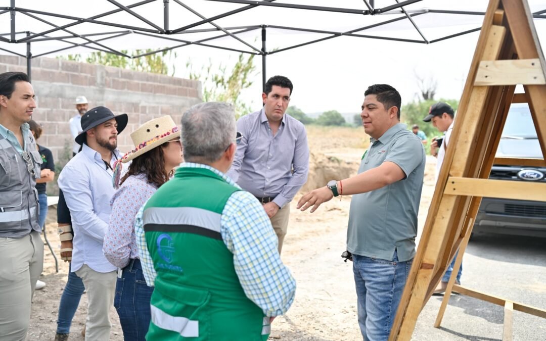 RICARDO GALLARDO SUPERVISA OBRAS EN EL ALTIPLANO Y ANUNCIA NUEVO PUENTE