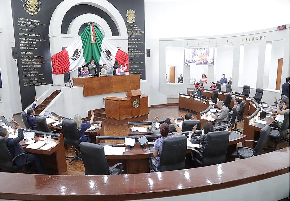 El Congreso del Estado aprobó exhortar a los 59 ayuntamientos y a las autoridades de salud para que implementen programas de prevención al suicidio