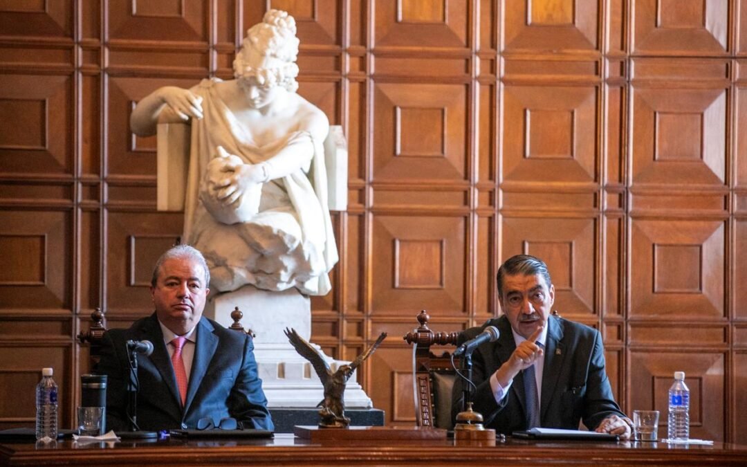 El rector de la UASLP informa crítica situación financiera de la institución a consejeros, funcionarios y representantes sindicales