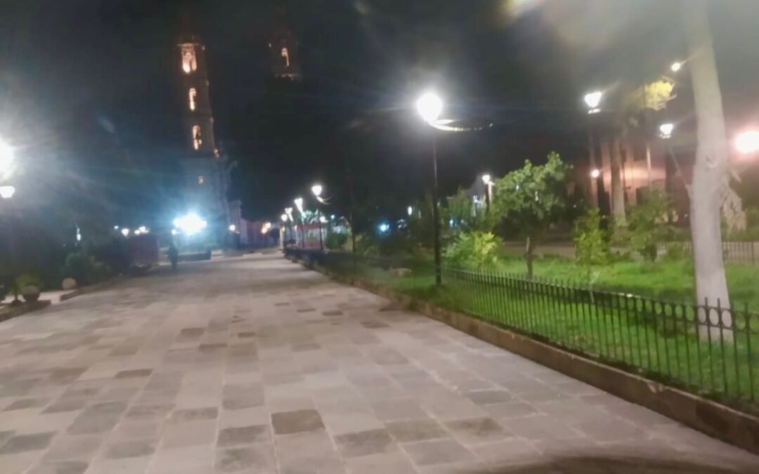 Gobierno de la Capital restablece alumbrado público en la Calzada de Guadalupe