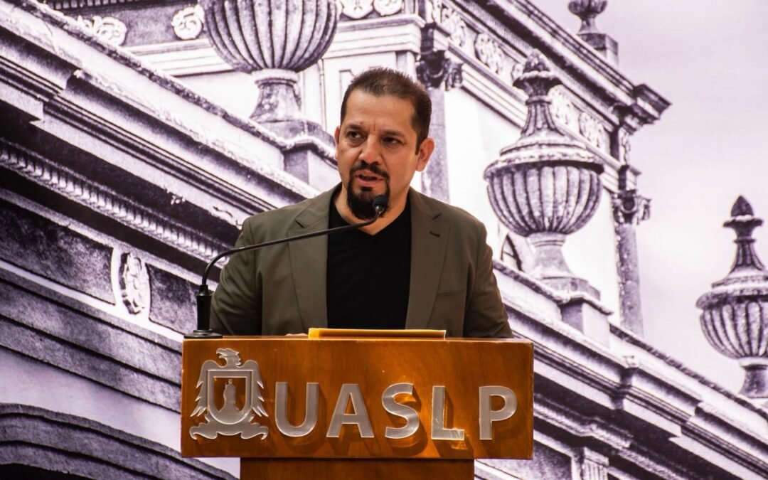 Exposición “Somos” celebra la identidad de la UASLP a través de la fotografía