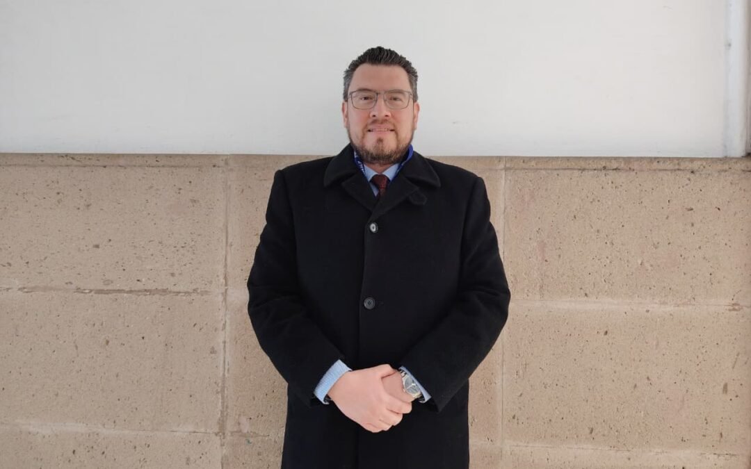 Profesor investigador de la Facultad de Medicina obtiene PhD en Seguridad del Paciente en Australia