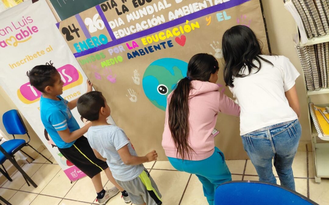Impulsa Enrique Galindo conciencia ecológica en Bibliotecas Municipales