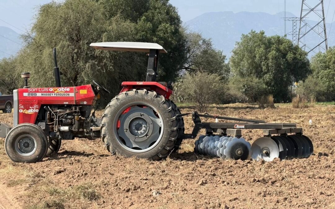 Gobierno Municipal fortalece la producción agrícola con el programa Mecanizando el Campo