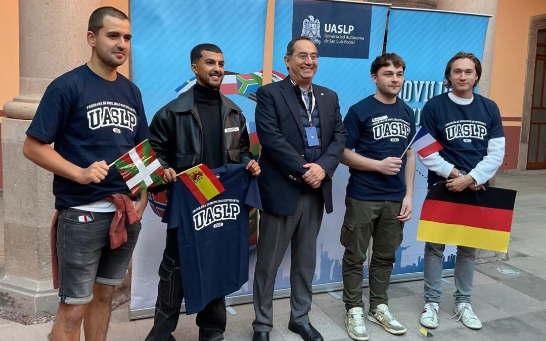 La UASLP da bienvenida a 20 estudiantes de internacionalización