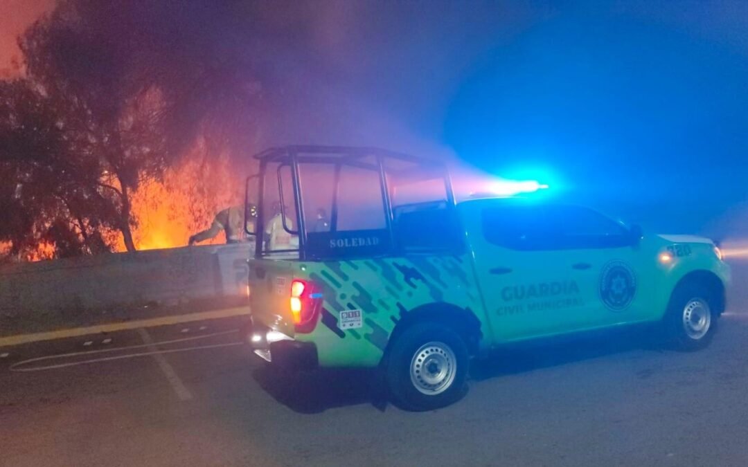 EVACUACIÓN PREVENTIVA POR INCENDIO A UN COSTADO DE TIENDA COMERCIAL, EN AV. SAN PEDRO ⚠️