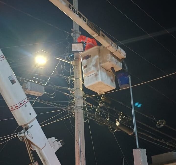 Con acciones inmediatas el ayuntamiento de SLP mejora iluminación en colonias y avenidas