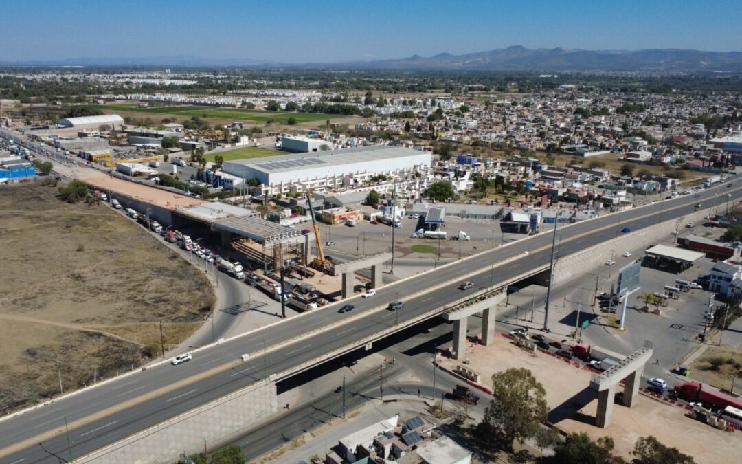 CONTINÚAN CIERRES VIALES NOCTURNOS EN CIRCUITO POTOSÍ Y VALLE DE LOS FANTASMAS