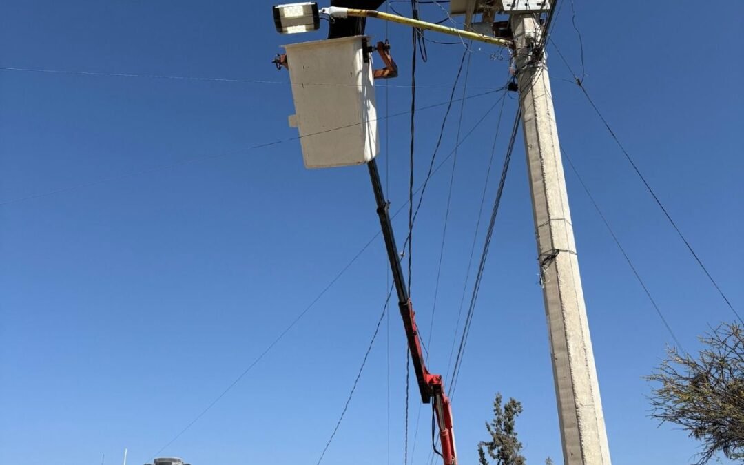 Con distintas intervenciones, Ayuntamiento de SLP moderniza alumbrado en comunidades de Bocas