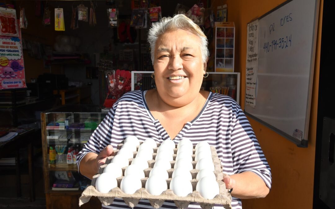 JUAN MANUEL NAVARRO ACERCA APOYO ALIMENTARIO A FAMILIAS DE LA ZONA ORIENTE CON PROGRAMA CASA POR CASA