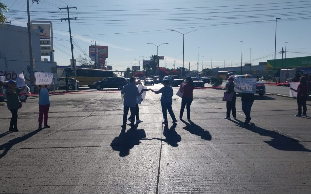 SEGURIDAD VIAL DE SOLEDAD ABANDERA MANIFESTACIÓN Y BRINDA APOYO 