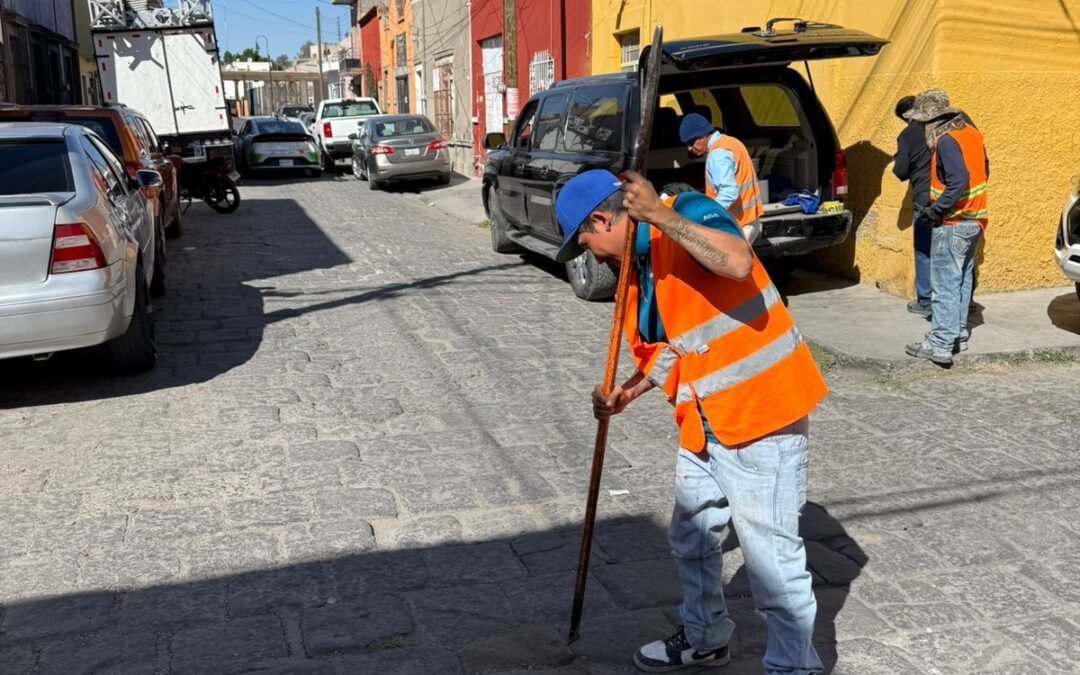 Interapas refuerza rehabilitación sanitaria en barrios tradicionales