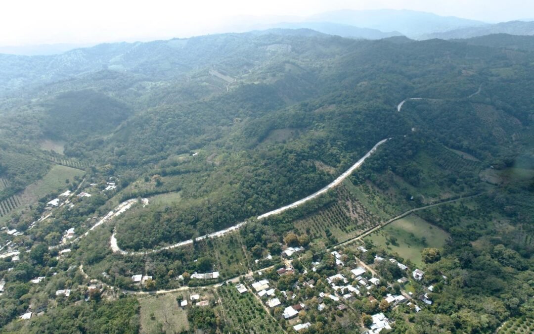 RICARDO GALLARDO CUMPLE EN LA HUASTECA POTOSINA CON ENTREGA DE CAMINO SAN ANDRÉS-CALMECAYO