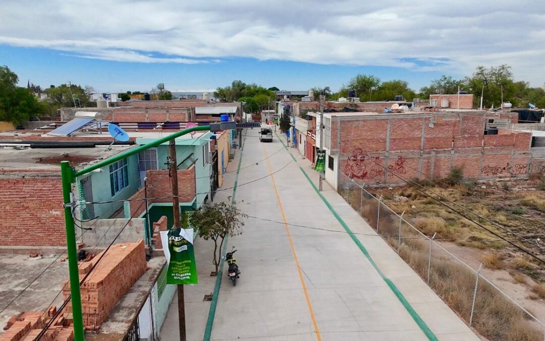 OBRAS DE PAVIMENTACIÓN CONTINÚAN Y SE AMPLÍAN A TODAS LAS ZONAS DE SOLEDAD: JUAN MANUEL NAVARRO