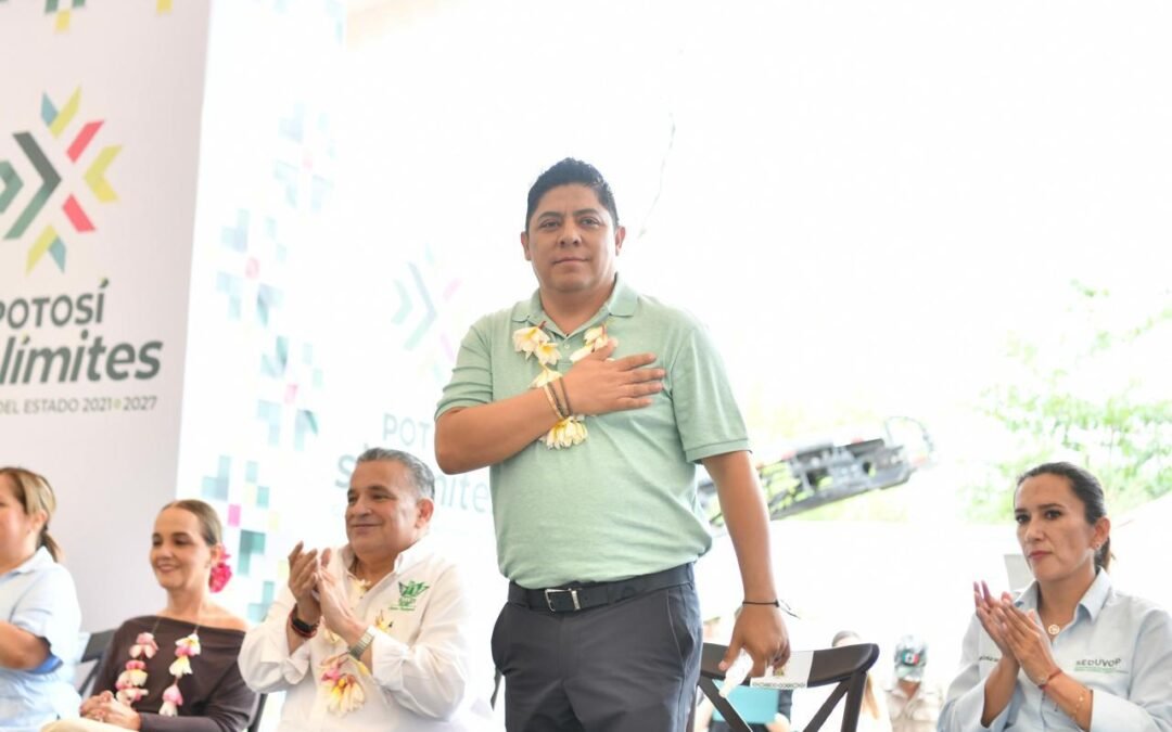 RICARDO GALLARDO ARRANCA LA REHABILITACIÓN TOTAL DEL CIRCUITO TÉNEK EN CIUDAD VALLES