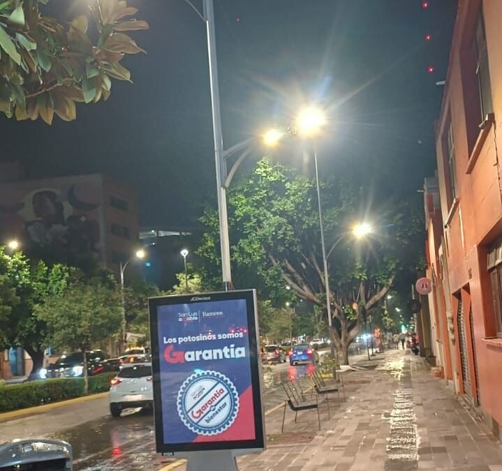 Alumbrado Público responde con rapidez reporte de fallas en San Luis Capital
