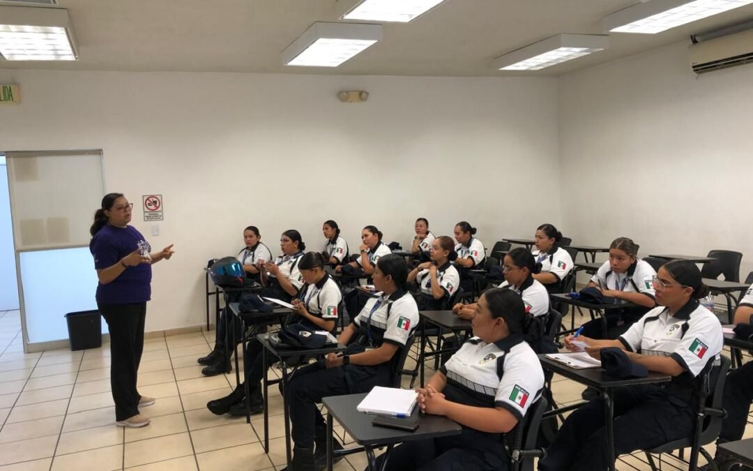 Gobierno de la Capital impulsa profesionalización policial con perspectiva de género al grupo femenil Centinela