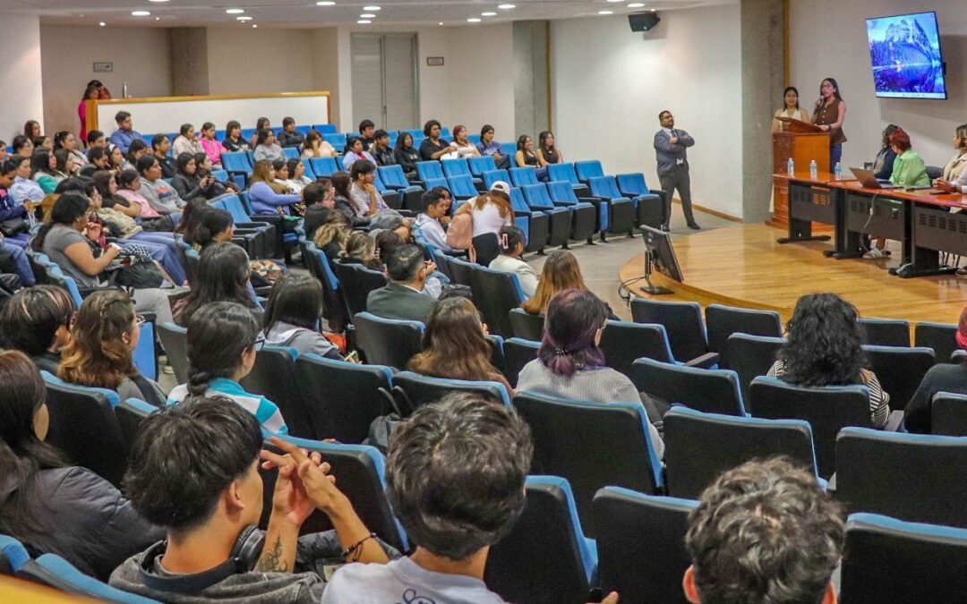 UASLP crea espacios de diálogo sobre psicopedagogía en jornada académica por el 12º aniversario de la licenciatura