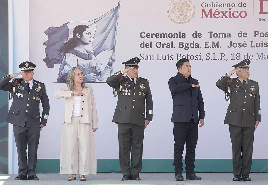 El EJÉRCITO MEXICANO JUEGA UN PAPEL IMPORTANTE EN LA PACIFICACIÓN DEL PAÍS
