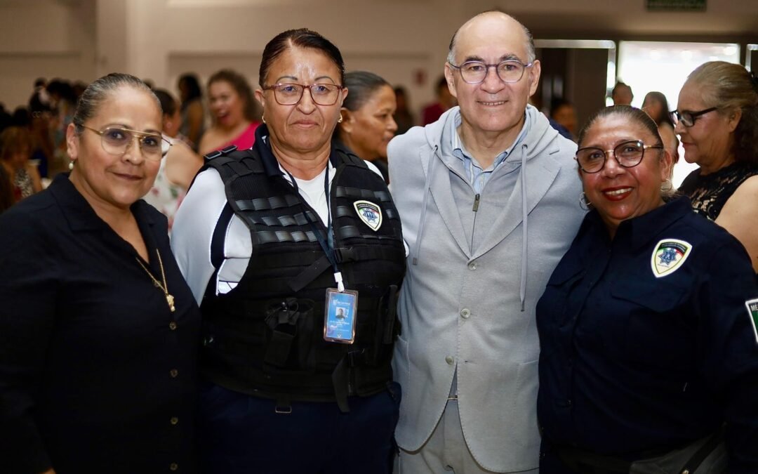 Alcalde Galindo y Estela Arriaga celebran a madres trabajadoras