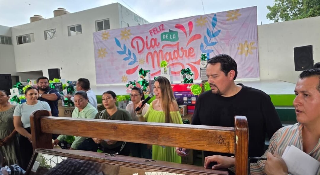 GOBIERNO DEL ESTADO CELEBRA A MADRES EN LA HUASTECA POTOSINA