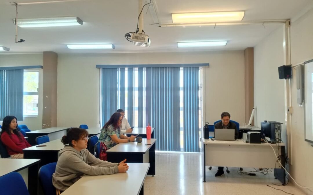 Facultad de Psicología UASLP conmemora día de la profesión con conferencia internacional