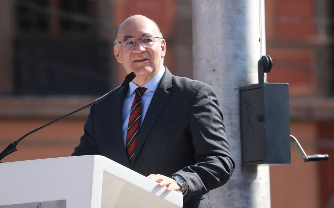En la conmemoración del Día de la Marina, Enrique Galindo convoca a la unidad y a la defensa de los valores nacionales