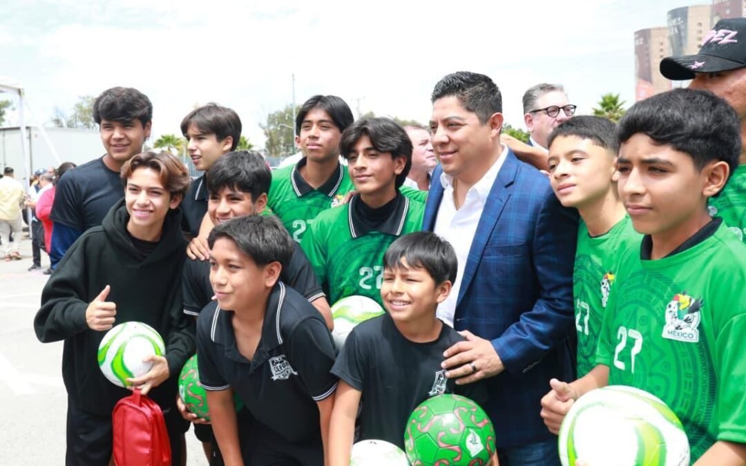 RICARDO GALLARDO PRESENTA LA GRAN FIESTA FUTBOLERA DEL MUNDIAL EN SAN LUIS