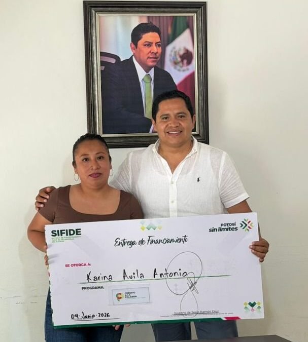 GOBIERNO ESTATAL IMPULSA EMPRENDIMIENTOS EN LA HUASTECA CON MÁS DE 200 MIL PESOS EN CRÉDITOS
