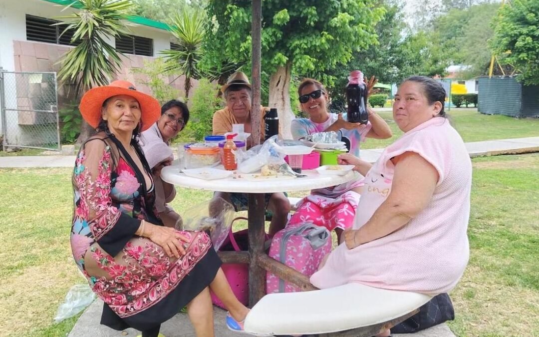 MUNICIPIO DE SOLEDAD PROMUEVE QUE ADULTOS MAYORES Y FAMILIAS DISFRUTEN DE SANA RECREACIÓN EN ESPACIOS ACUÁTICOS