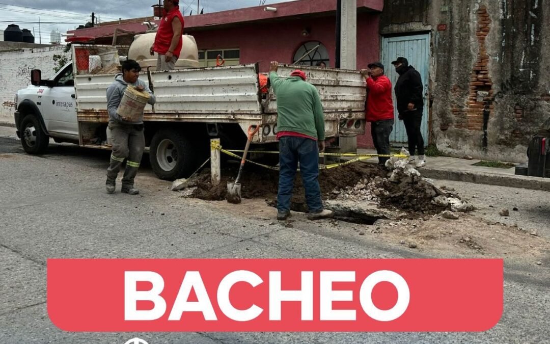 INTERAPAS repara fuga y restituye pavimento en Las Piedras