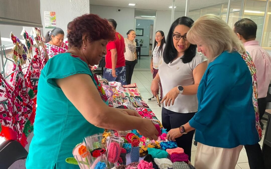 GOBIERNO ESTATAL IMPULSA EL AUTOEMPLEO CON MERCADITO ARTESANAL INDÍGENA
