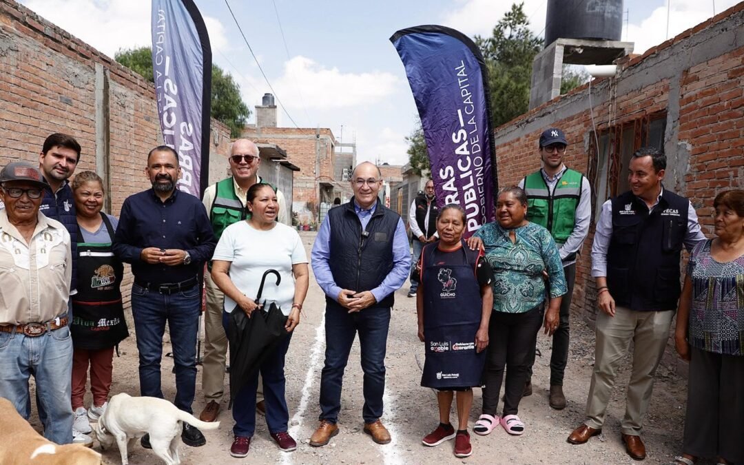 Galindo lleva justicia social y obras a colonias con décadas de rezago