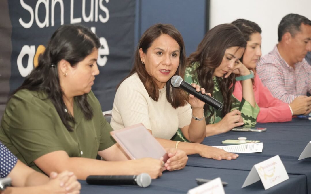  ALIANZAS A FAVOR DE LAS FAMILIAS EN LA SEGUNDA SESIÓN DEL COMITÉ DE FORTALECIMIENTO FAMILIAR
