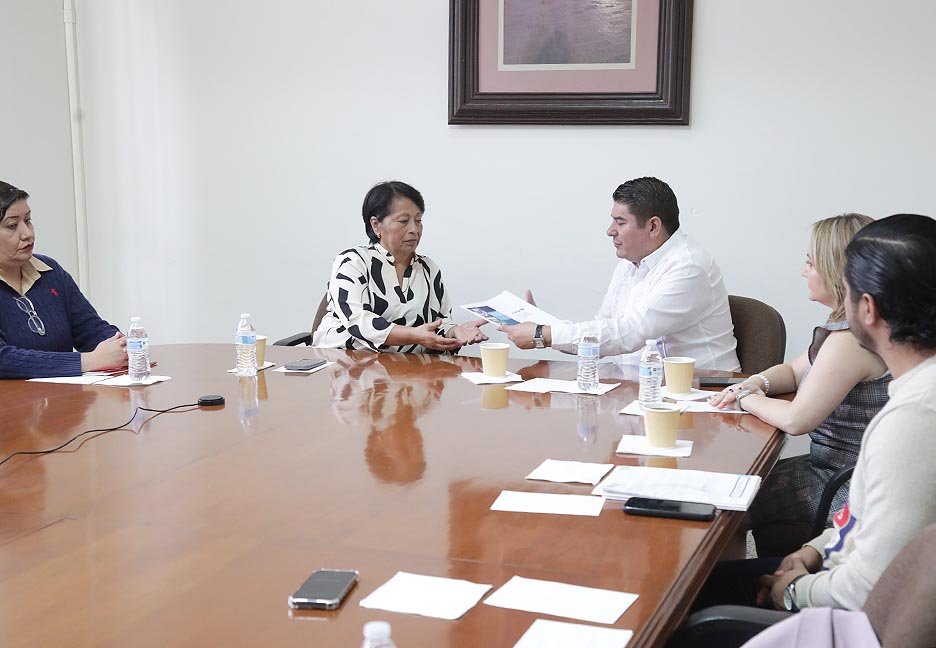 RECIBE COMISIÓN DE TRANSPARENCIA SEGUNDO INFORME TRIMESTRAL 2026 DE LA CEGAIP: DIP. MARÍA ANTONIA CASTRO