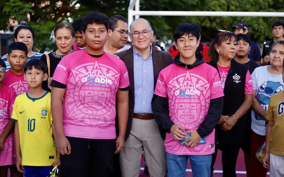 Entrega Alcalde Galindo nueva cancha multifuncional y premia a campeones de GolPara